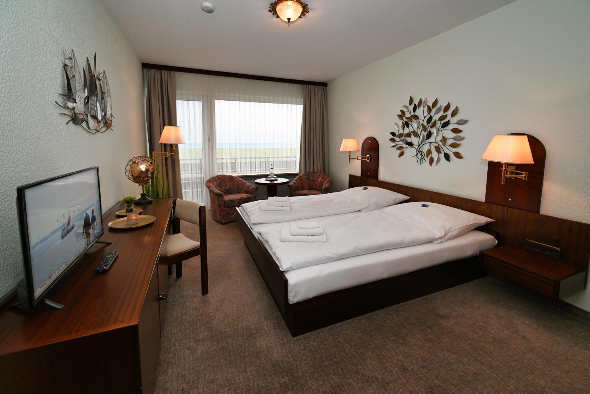 Strandhotel Salty 比苏姆 外观 照片