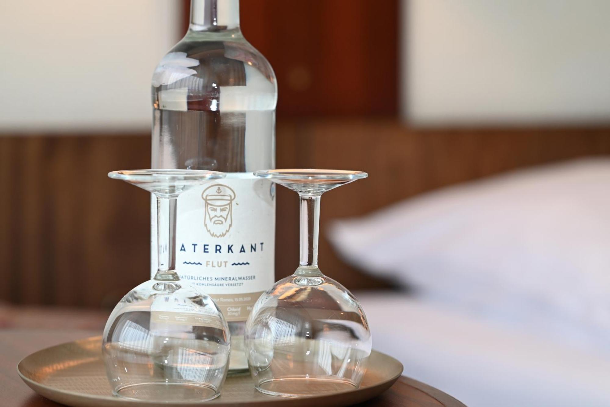 Strandhotel Salty 比苏姆 外观 照片